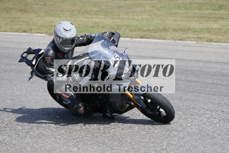 Archiv-2025/49 26.08.2025 Cornu Master School ADR/blau-bleu/45